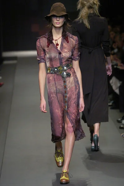 Look 32